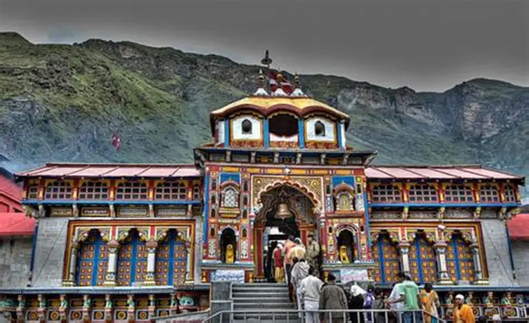 Do Dham Badrinath and Kedarnath Tour 6 Days / 5 Nights